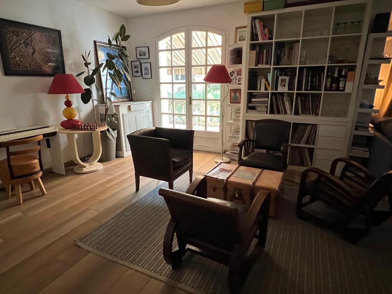 Magnifique Demeure Familiale Villa แคสตรีส์ ภายนอก รูปภาพ